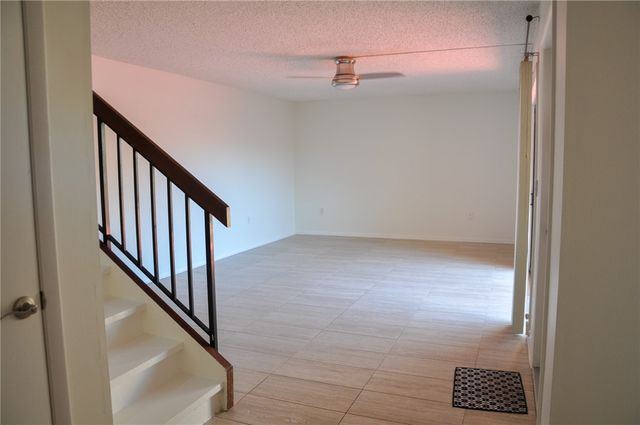 1170 6th Avenue 19A, Vero Beach, FL 32960