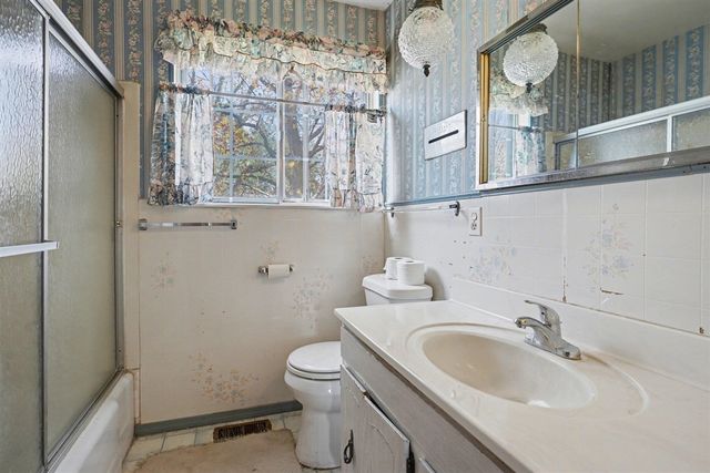 7639 Walcott Street, Portage, MI 49024