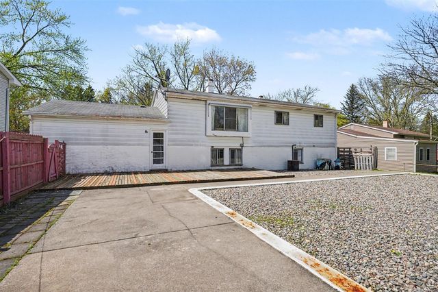 7639 Walcott Street, Portage, MI 49024