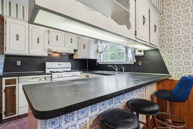 7639 Walcott Street, Portage, MI 49024