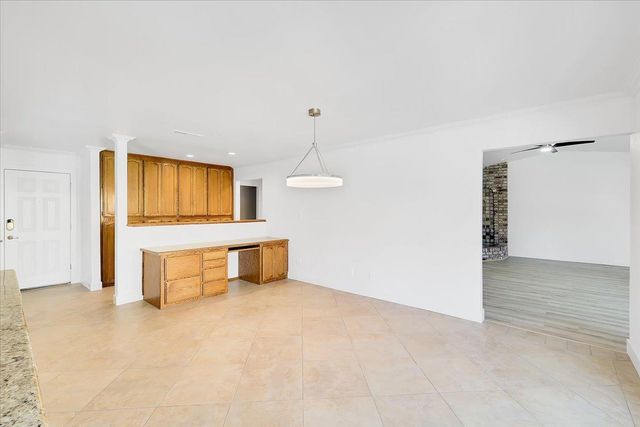 1571 Coats Dr, Yuba City, CA 95993