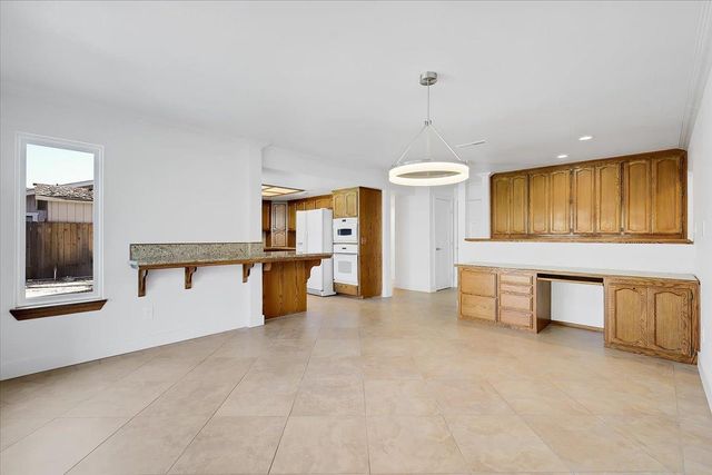 1571 Coats Dr, Yuba City, CA 95993