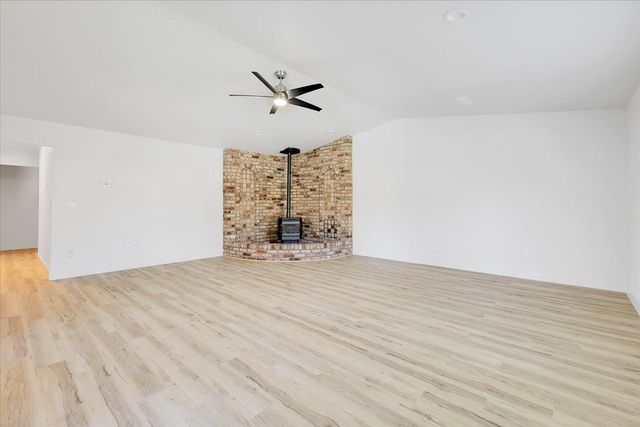 1571 Coats Dr, Yuba City, CA 95993