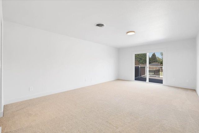 1571 Coats Dr, Yuba City, CA 95993