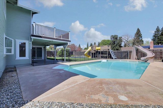 1571 Coats Dr, Yuba City, CA 95993