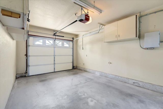 1571 Coats Dr, Yuba City, CA 95993