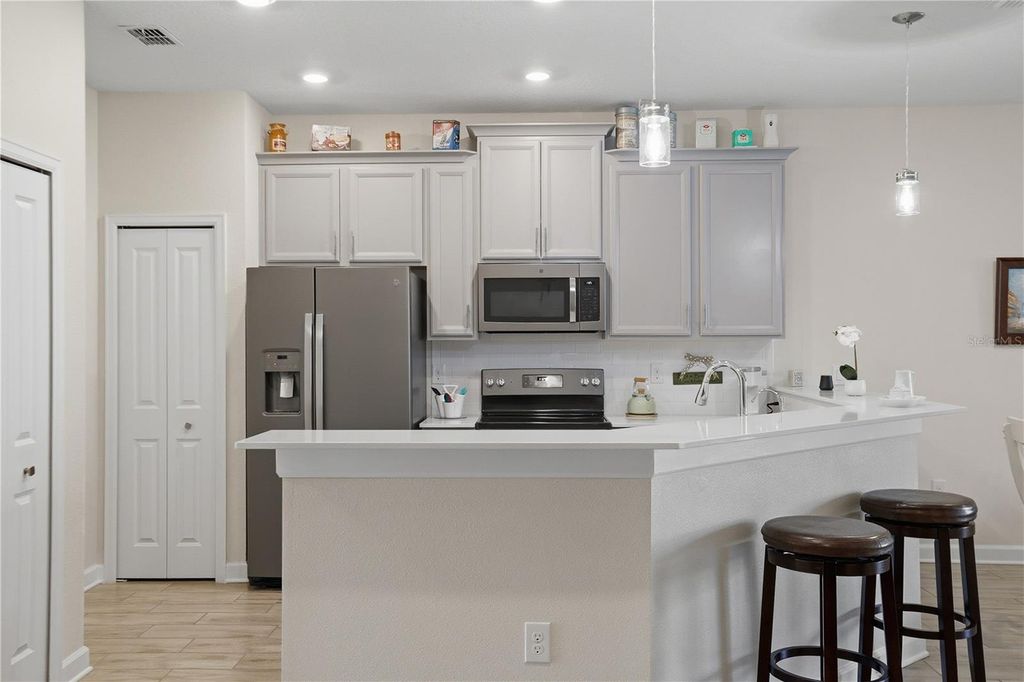 Image 9 of property listing at 3007 CANEEL STREET, Winter Haven, FL 33884