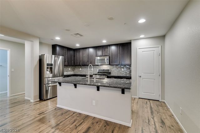 3009 Camino Sereno Avenue, Henderson, NV 89044