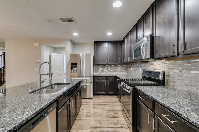 3009 Camino Sereno Avenue, Henderson, NV 89044