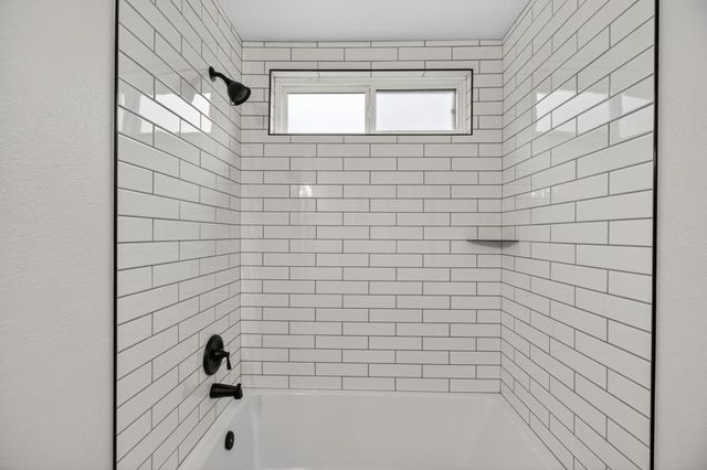 8561 Elaine Dr, Sacramento, CA 95828