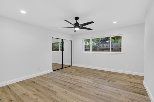 8561 Elaine Dr, Sacramento, CA 95828