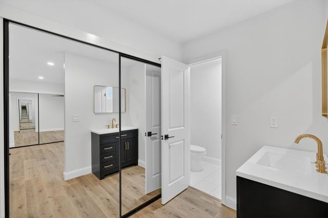 8561 Elaine Dr, Sacramento, CA 95828