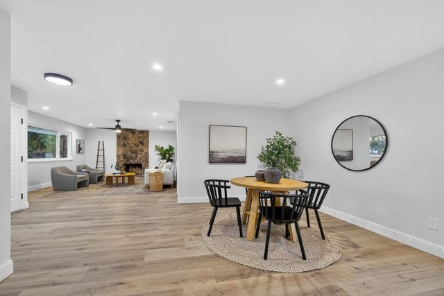 8561 Elaine Dr, Sacramento, CA 95828