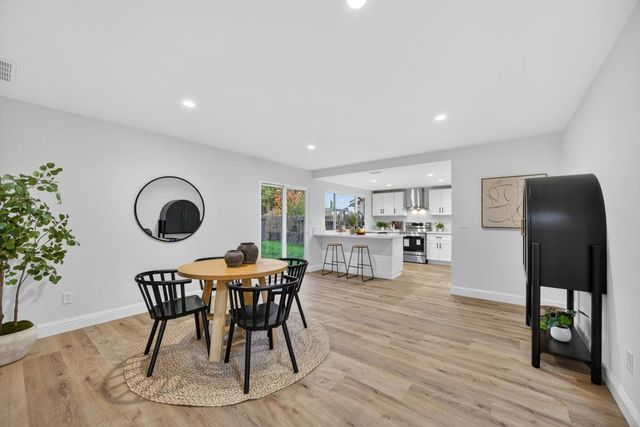 8561 Elaine Dr, Sacramento, CA 95828