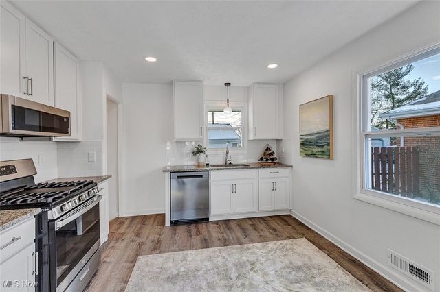 15800 Steinway Boulevard, Maple Heights, OH 44137