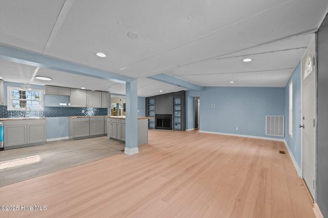 1500 Gold Leaf Drive, Winterville, NC 28590