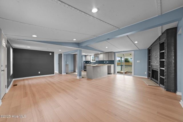1500 Gold Leaf Drive, Winterville, NC 28590