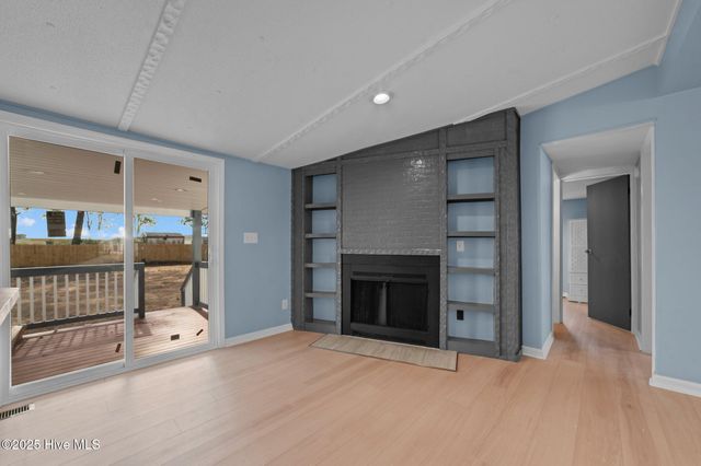 1500 Gold Leaf Drive, Winterville, NC 28590