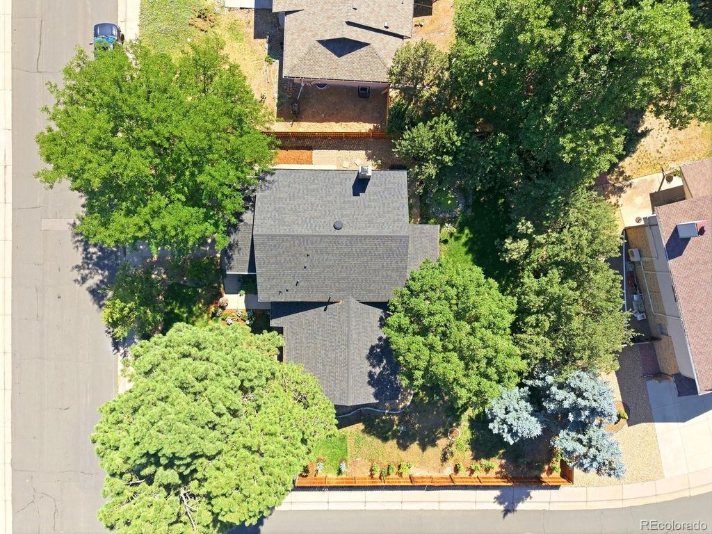 Image 42 of property listing at 7551 S Madison Circle, Centennial, CO 80122