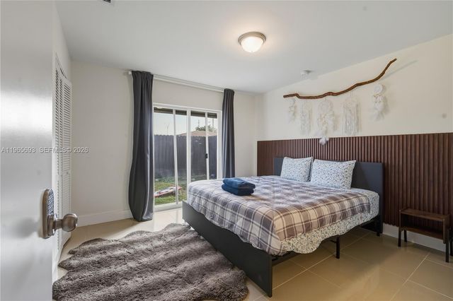 6723 NW 6th Ave, Miami, FL 33150