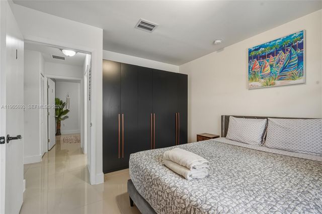 6723 NW 6th Ave, Miami, FL 33150