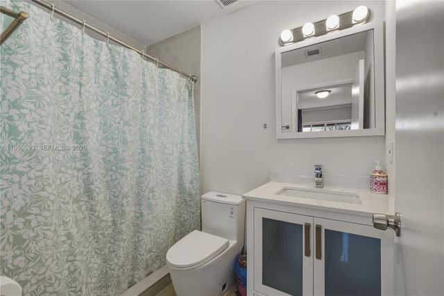 6723 NW 6th Ave, Miami, FL 33150