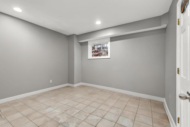 5429 N Campbell Avenue, Chicago, IL 60625