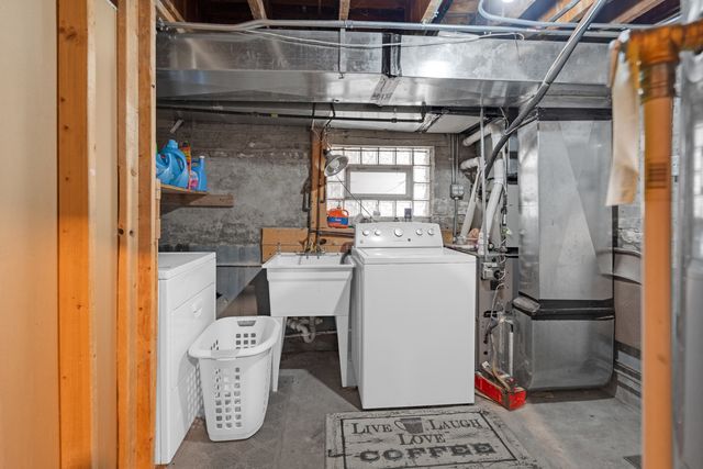 5429 N Campbell Avenue, Chicago, IL 60625