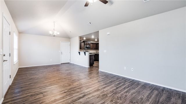 2000 Greenwood Court, Gentry, AR 72734