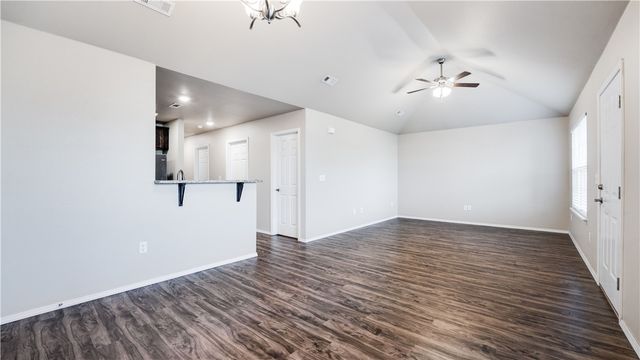2000 Greenwood Court, Gentry, AR 72734