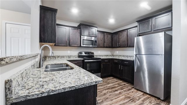 2000 Greenwood Court, Gentry, AR 72734