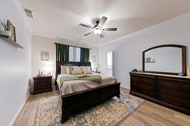 1927 Lavender Field Drive, Sugar Land, TX 77479