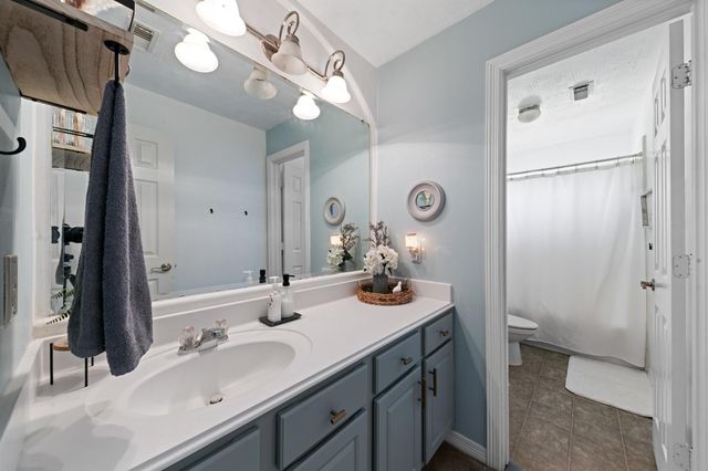 1927 Lavender Field Drive, Sugar Land, TX 77479