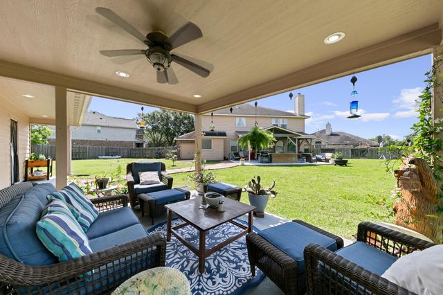 1927 Lavender Field Drive, Sugar Land, TX 77479
