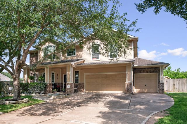 1927 Lavender Field Drive, Sugar Land, TX 77479