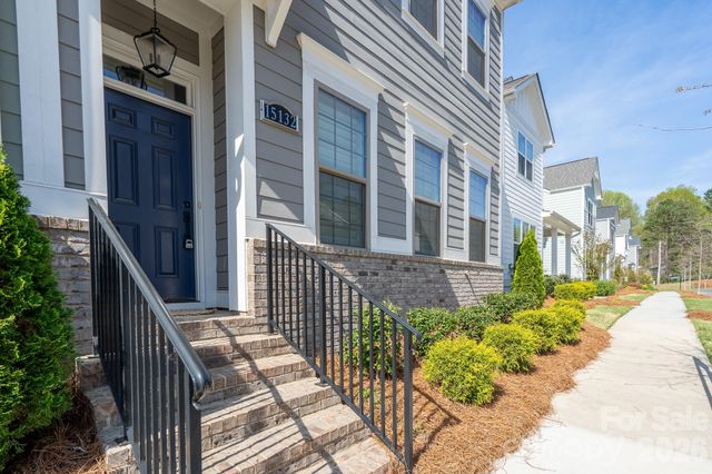 15132 Rocky Bluff Loop, Davidson, NC 28036