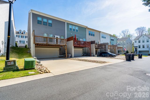 15132 Rocky Bluff Loop, Davidson, NC 28036