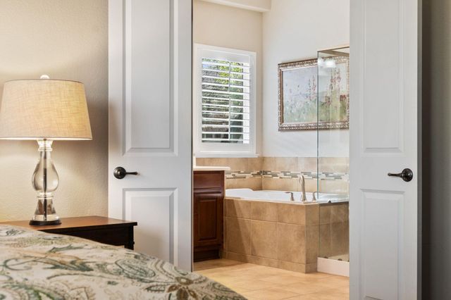 9550 Savannah Ridge DR 37, Austin, TX 78726