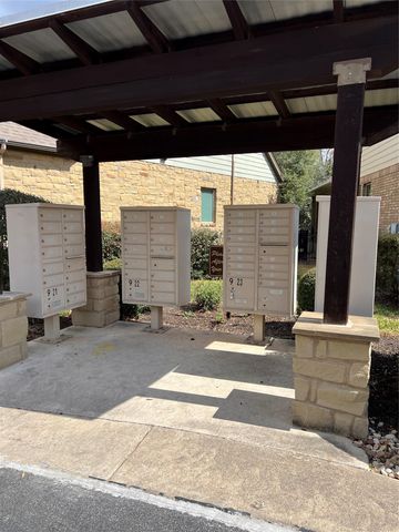 9550 Savannah Ridge DR 37, Austin, TX 78726