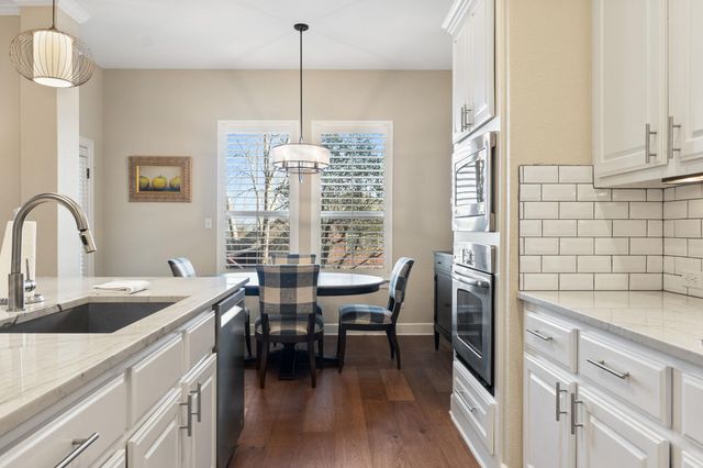 9550 Savannah Ridge DR 37, Austin, TX 78726