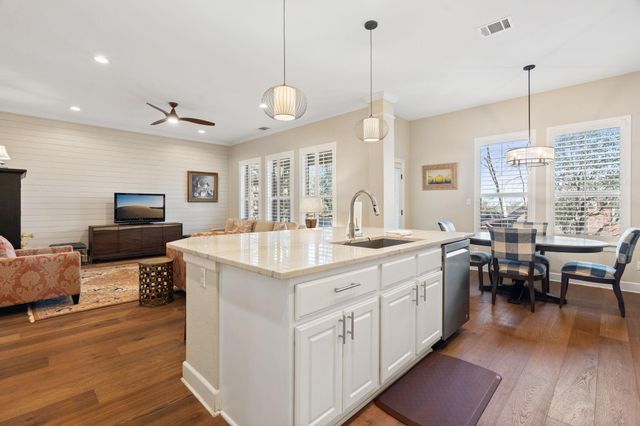 9550 Savannah Ridge DR 37, Austin, TX 78726