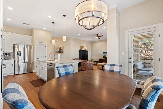 9550 Savannah Ridge DR 37, Austin, TX 78726