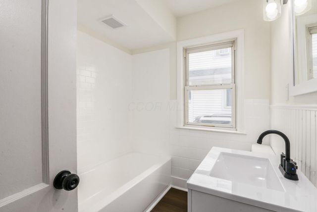 675 S Hague Avenue, Columbus, OH 43204