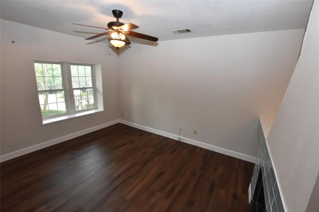11404 Walnut Ridge DR 17, Austin, TX 78753