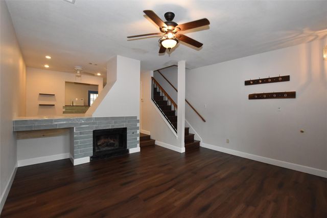 11404 Walnut Ridge DR 17, Austin, TX 78753