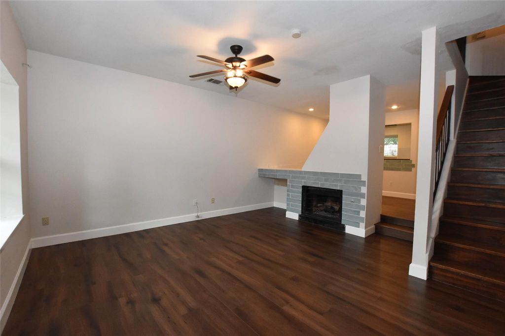 11404 Walnut Ridge DR 17, Austin, TX 78753