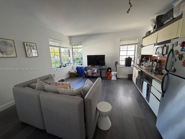 435 21st St 318, Miami Beach, FL 33139