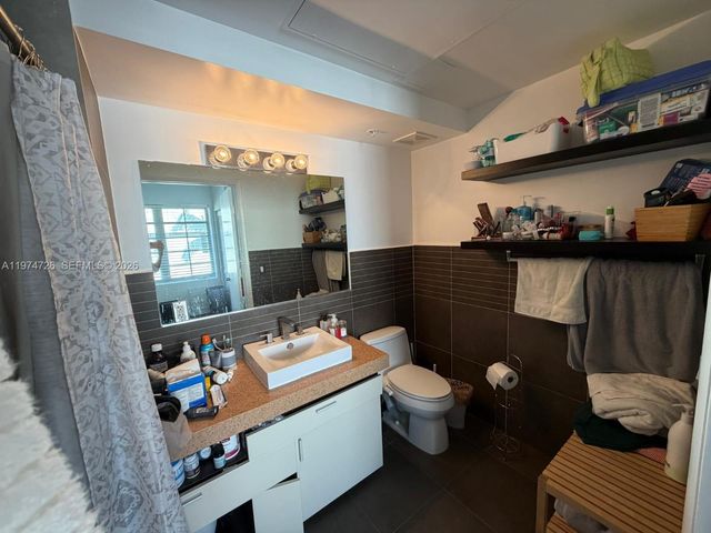 435 21st St 318, Miami Beach, FL 33139