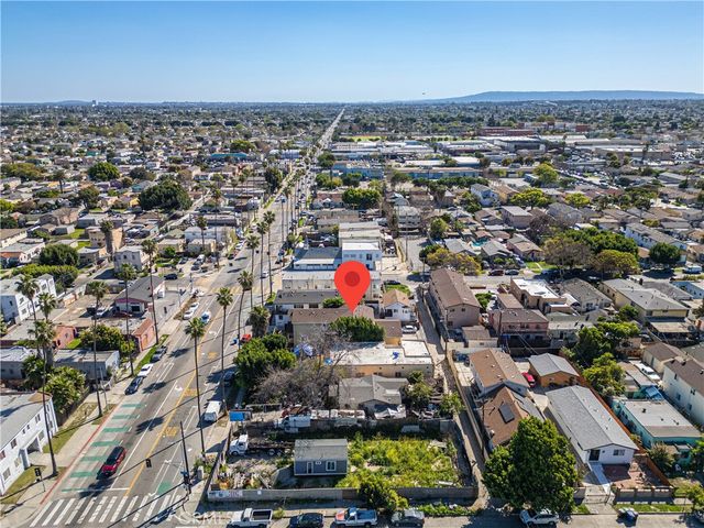 8315 Avalon, Los Angeles, CA 90003
