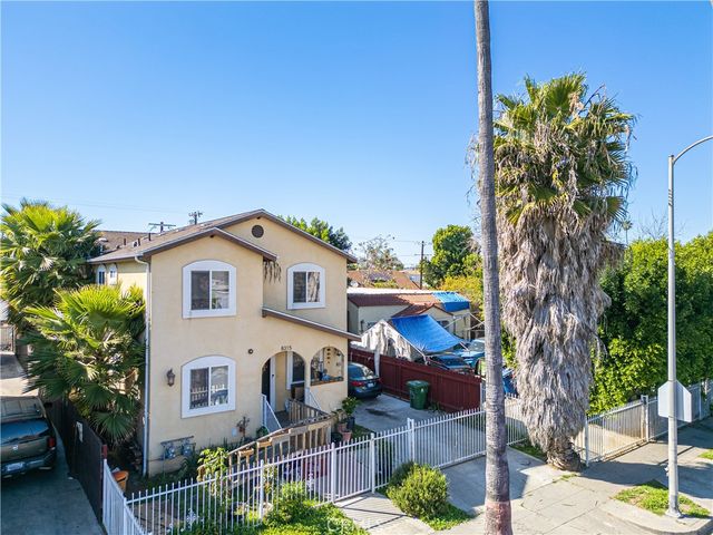 8315 Avalon, Los Angeles, CA 90003